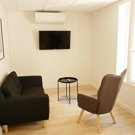 Appartement Avec Chambre - Entree Spa Incluse 부르봉-랑시 외부 사진