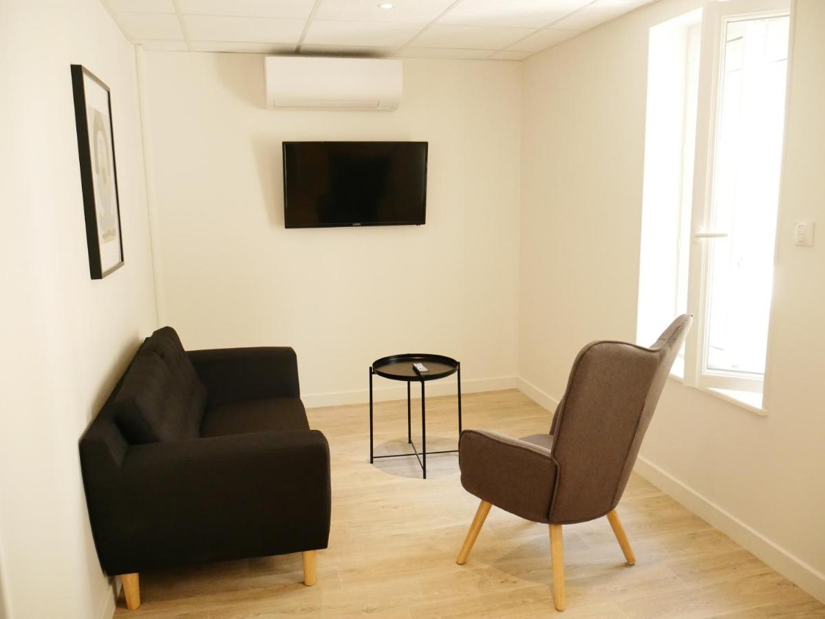 Appartement Avec Chambre - Entree Spa Incluse 부르봉-랑시 외부 사진