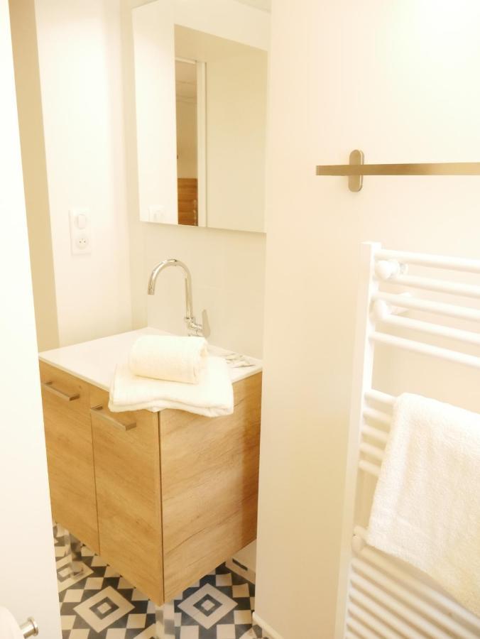 Appartement Avec Chambre - Entree Spa Incluse 부르봉-랑시 외부 사진